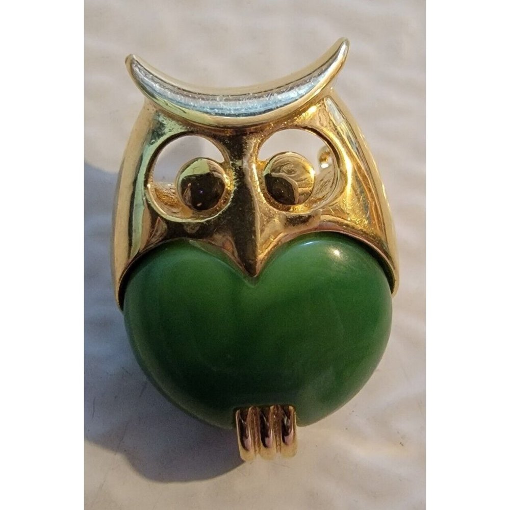 Vintage Crown Trifari Small Mini Owl Pin Brooch Green Lucite Gold Tone c. 1960's